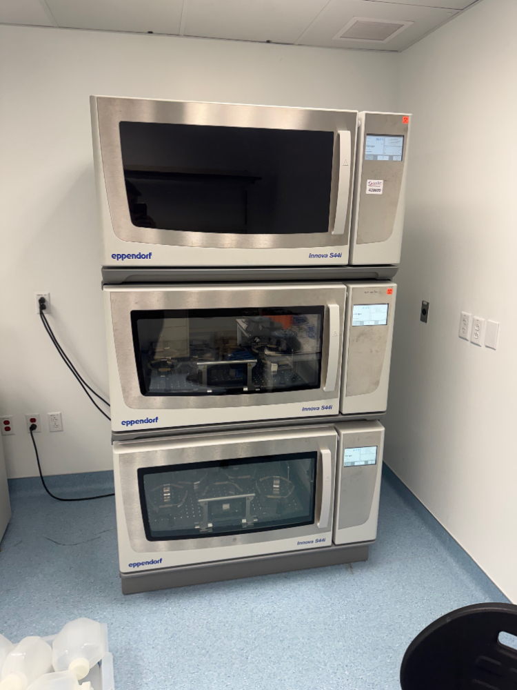 Image of Eppendorf Innova S44i Refrigerated Triple Stack Incubator Shaker
